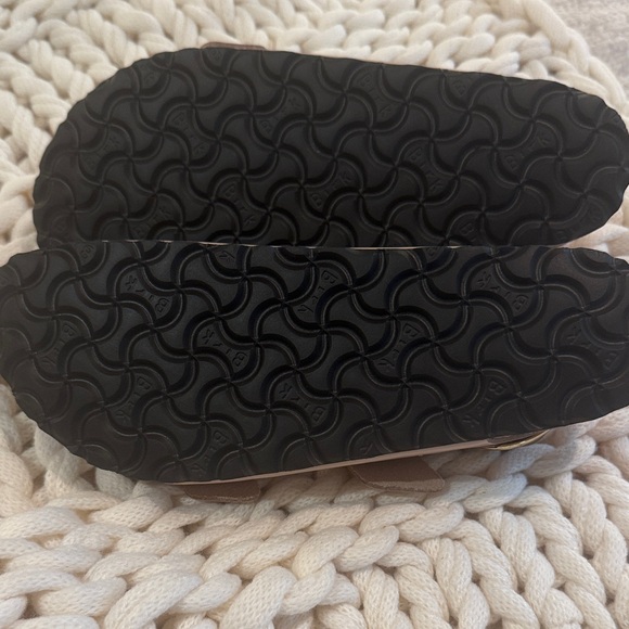 Birkenstock Sandals with Gold Buckles and Mauve Straps - Picture 6 of 6